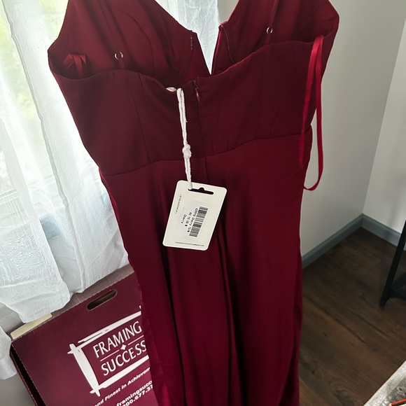 PRIVATE KISS MIDI DRESS CHERRY - Picture 3 of 4